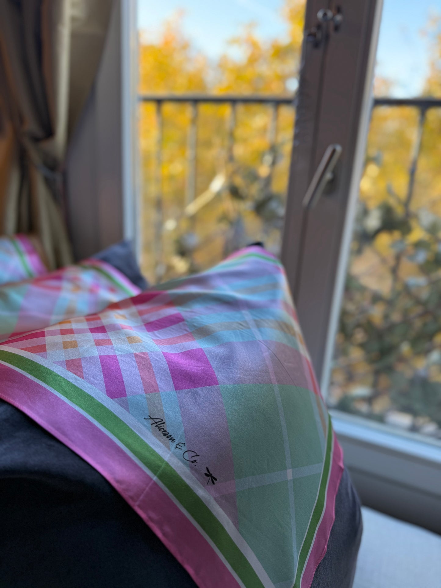 The Kelly Girl  100% Silk Headwrap / Scarf